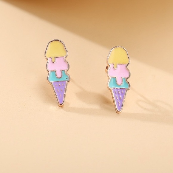 ✨3 for$20✨NWT Earrings✨ ✨Hand Crafted ✨Artisan!✨ - Picture 1 of 1